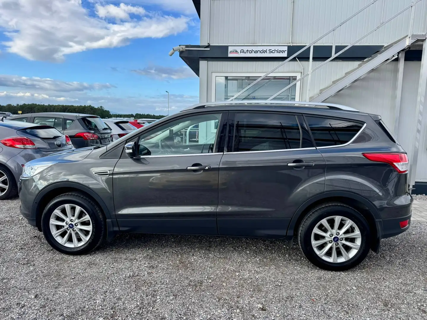 Ford Kuga Titanium AWD 2.0 TDCI Grau - 2