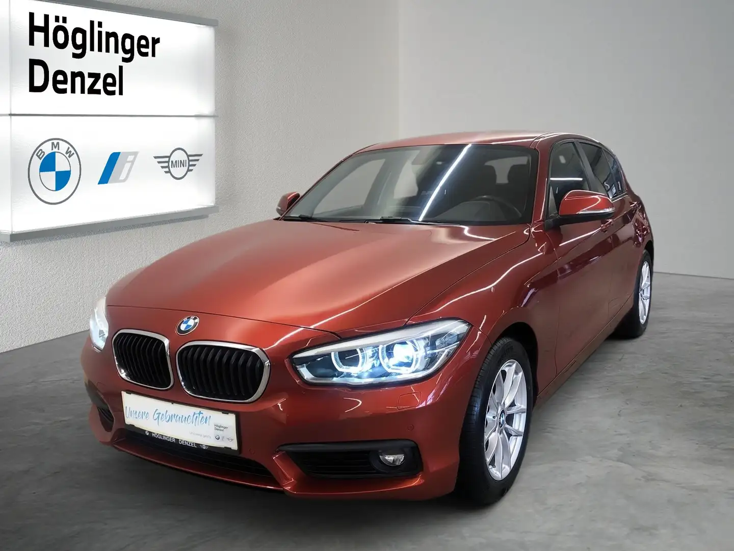 BMW 118 i Orange - 1
