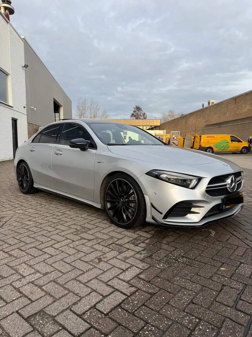 Mercedes-Benz A 35 AMG 4Matic - Pano - Burmeister - Car Play Gri - 1