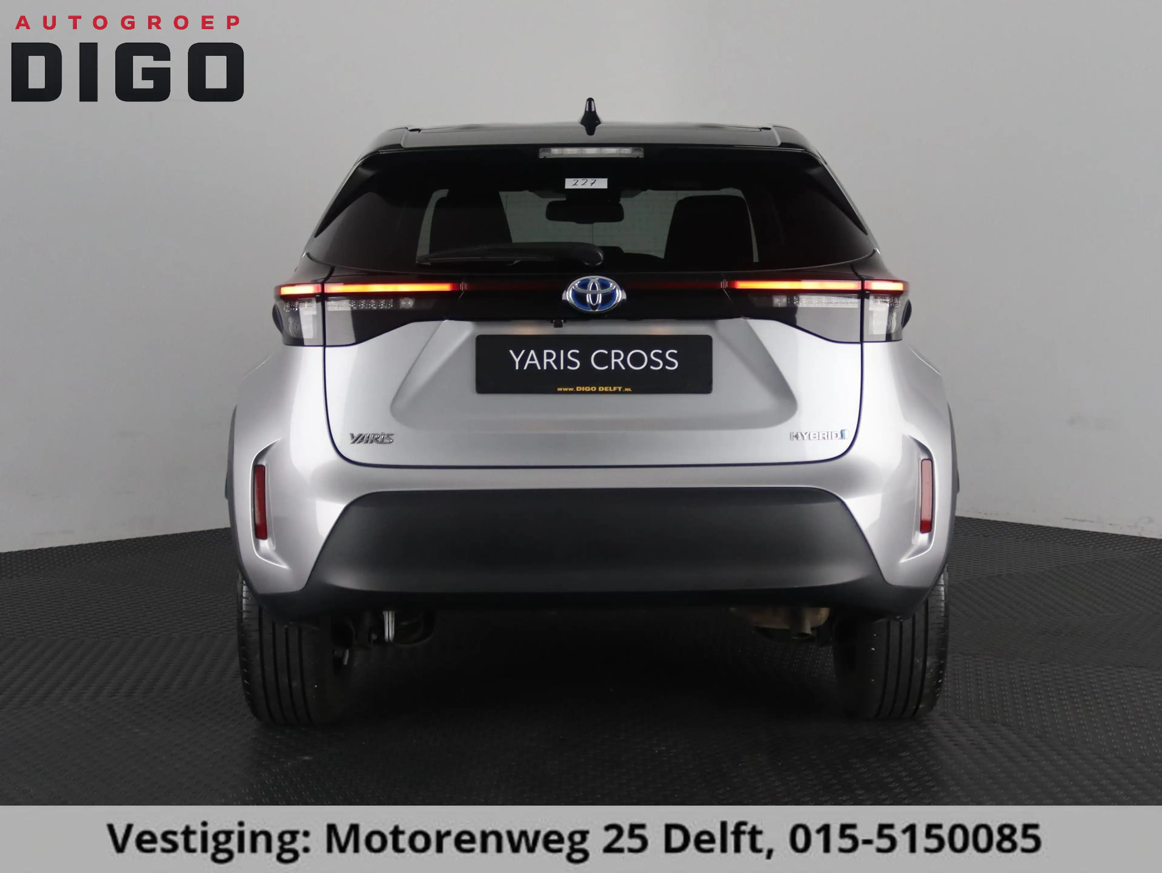 Toyota Yaris Cross 1.5 HYBRID DYNAMIC BITONE SILVERLINE GARANTIE 2035 — photo 6