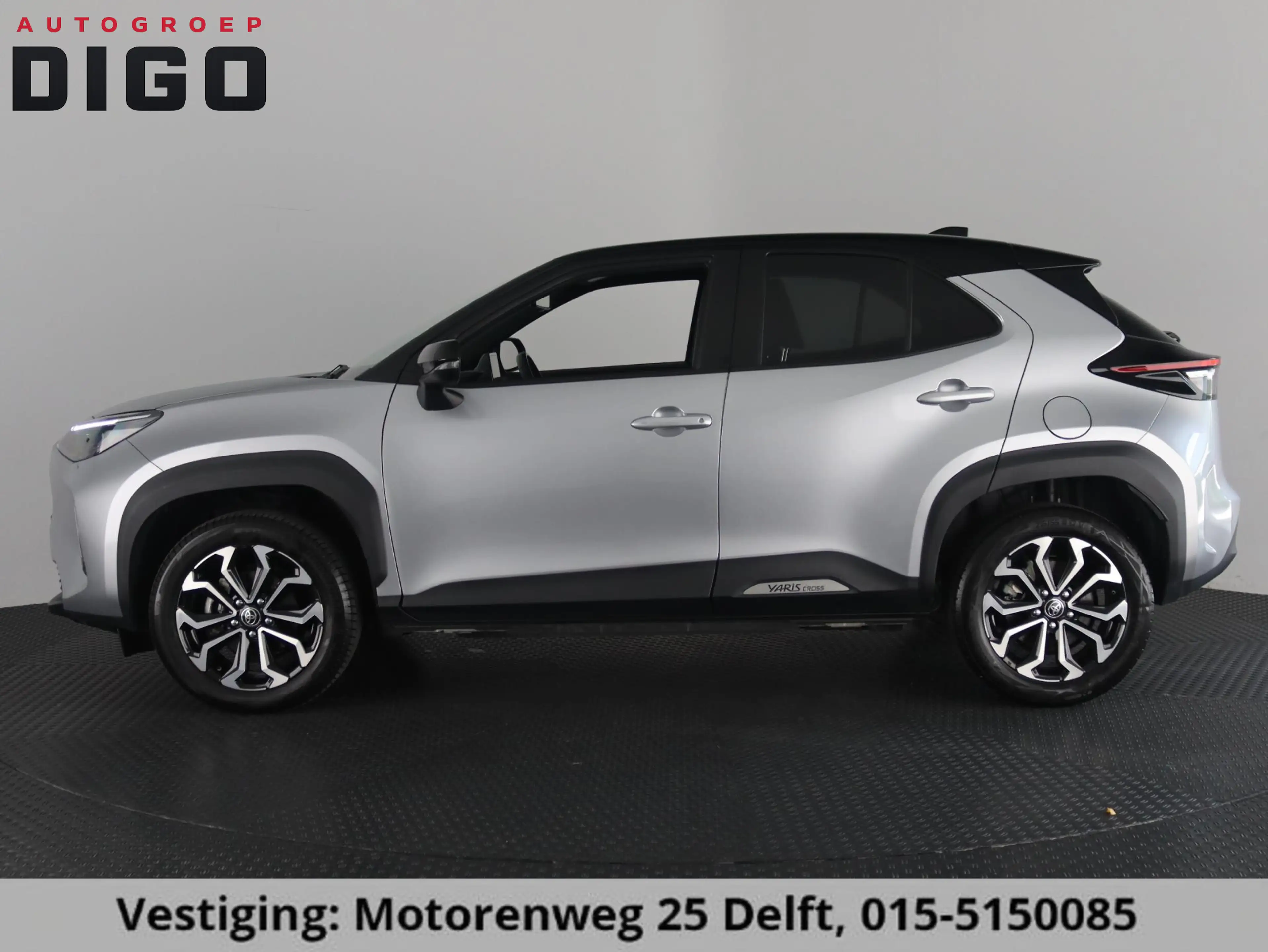 Toyota Yaris Cross 1.5 HYBRID DYNAMIC BITONE SILVERLINE GARANTIE 2035 — photo 8