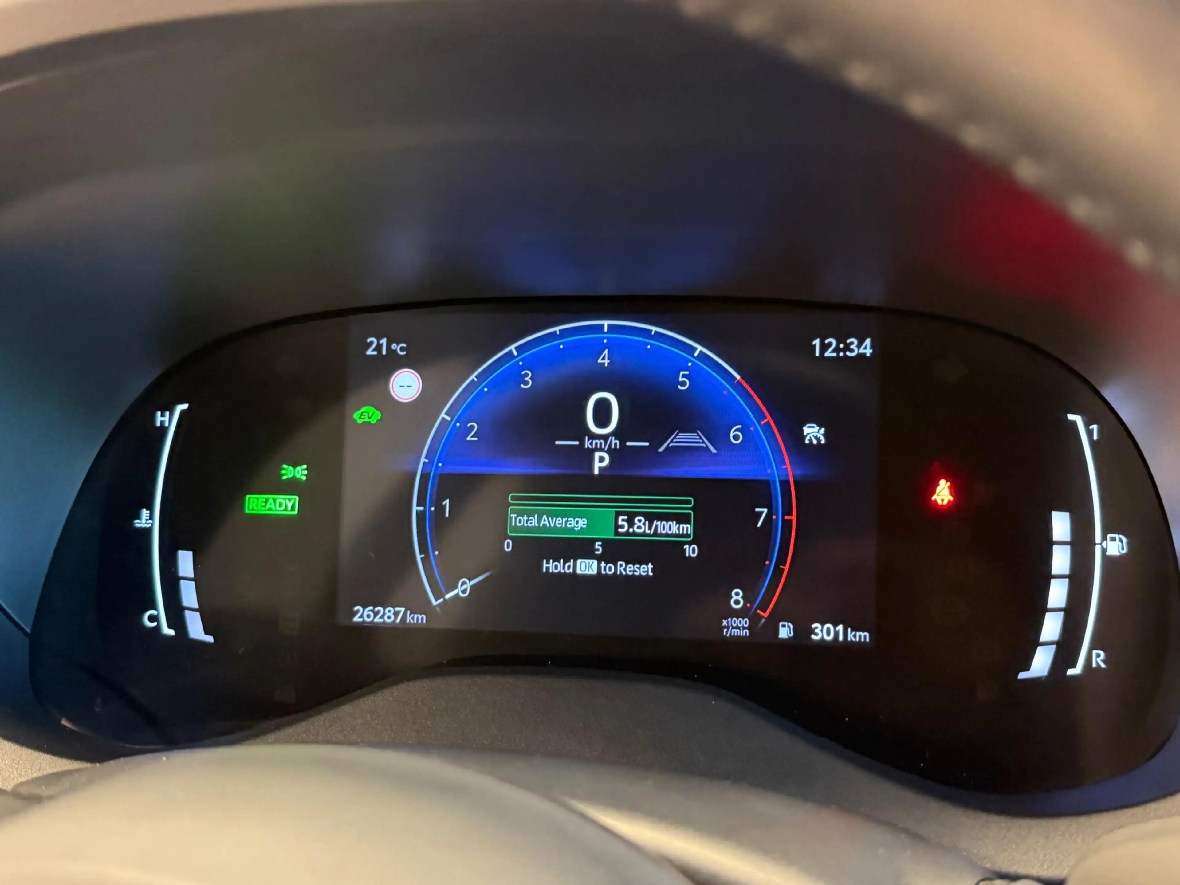 Toyota Yaris Cross 1.5 HYBRID DYNAMIC BITONE SILVERLINE GARANTIE 2035 — photo 27