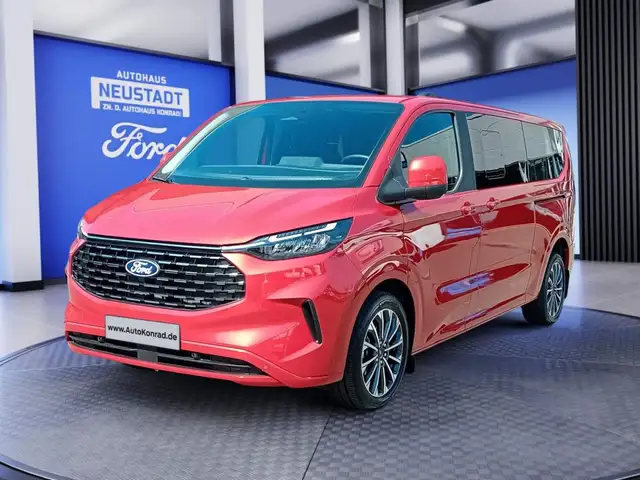 Ford Tourneo Custom main image