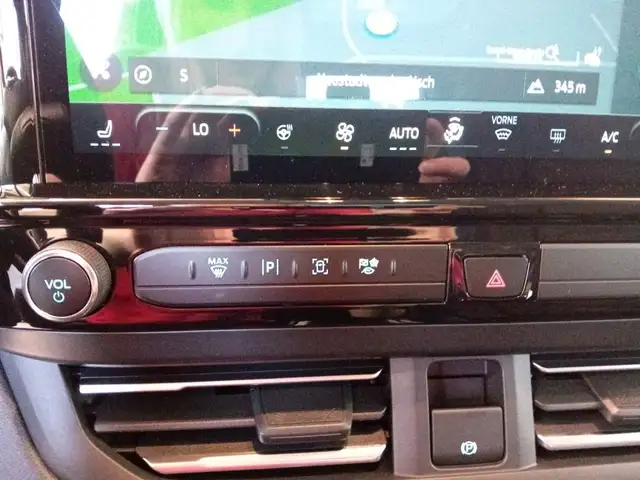 Ford Tourneo Custom view 15