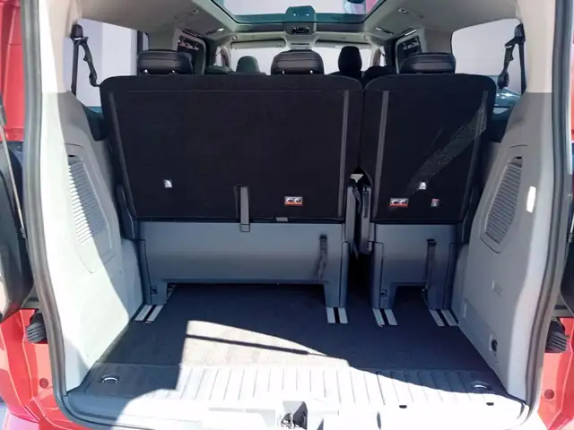 Ford Tourneo Custom view 7