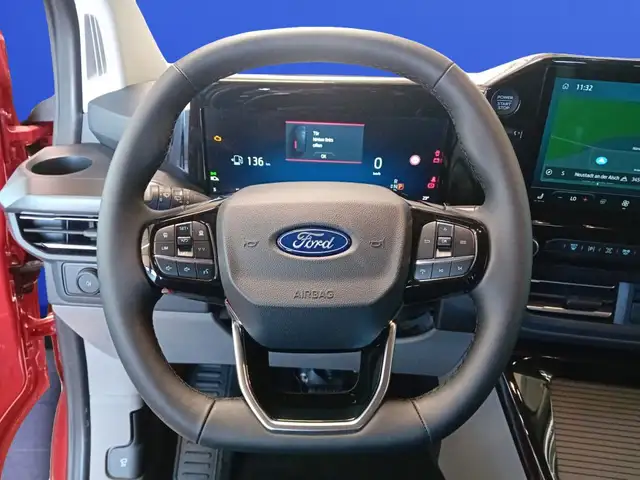 Ford Tourneo Custom view 11