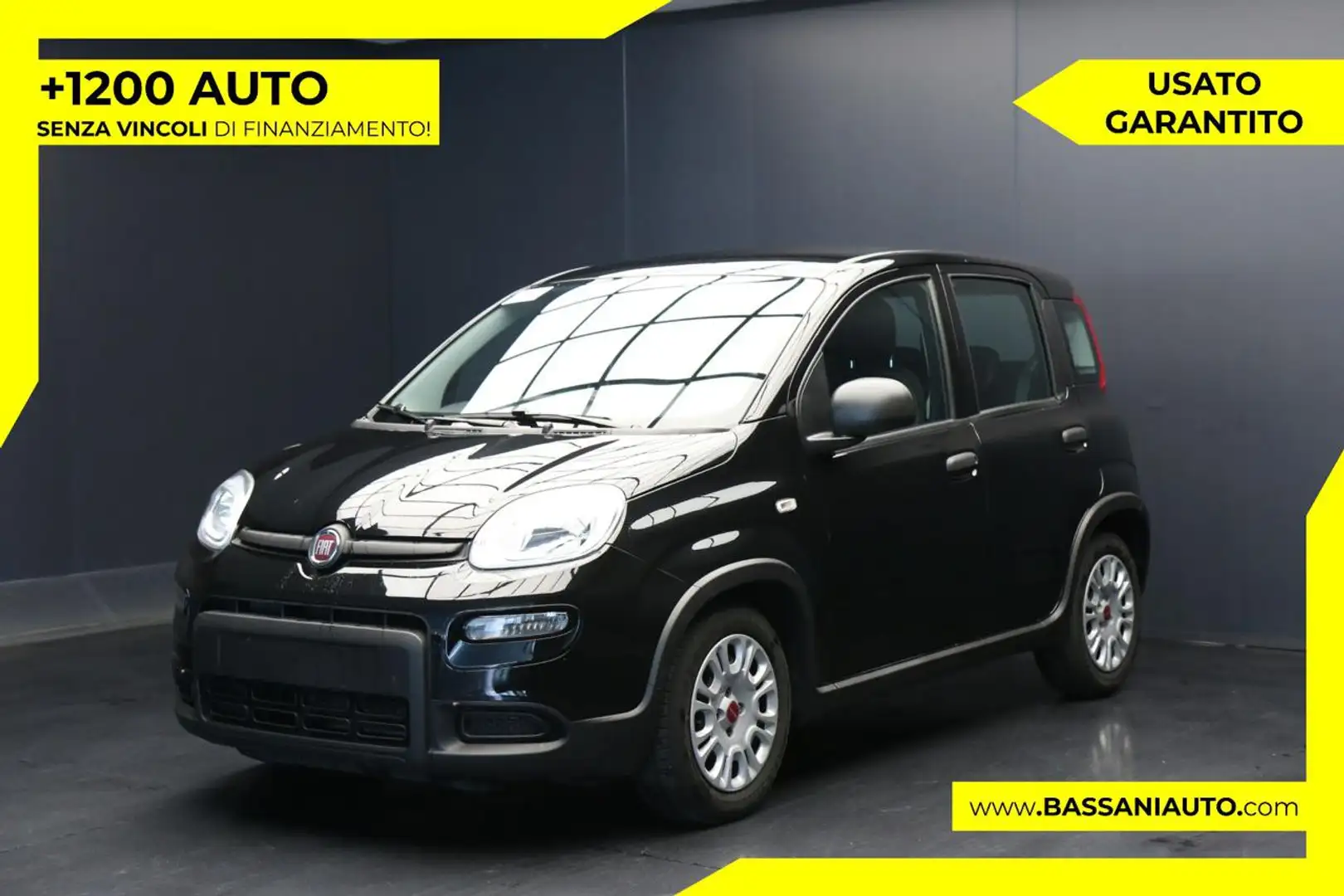 Fiat Panda 1.0 FireFly S&S Hybrid Schwarz - 1