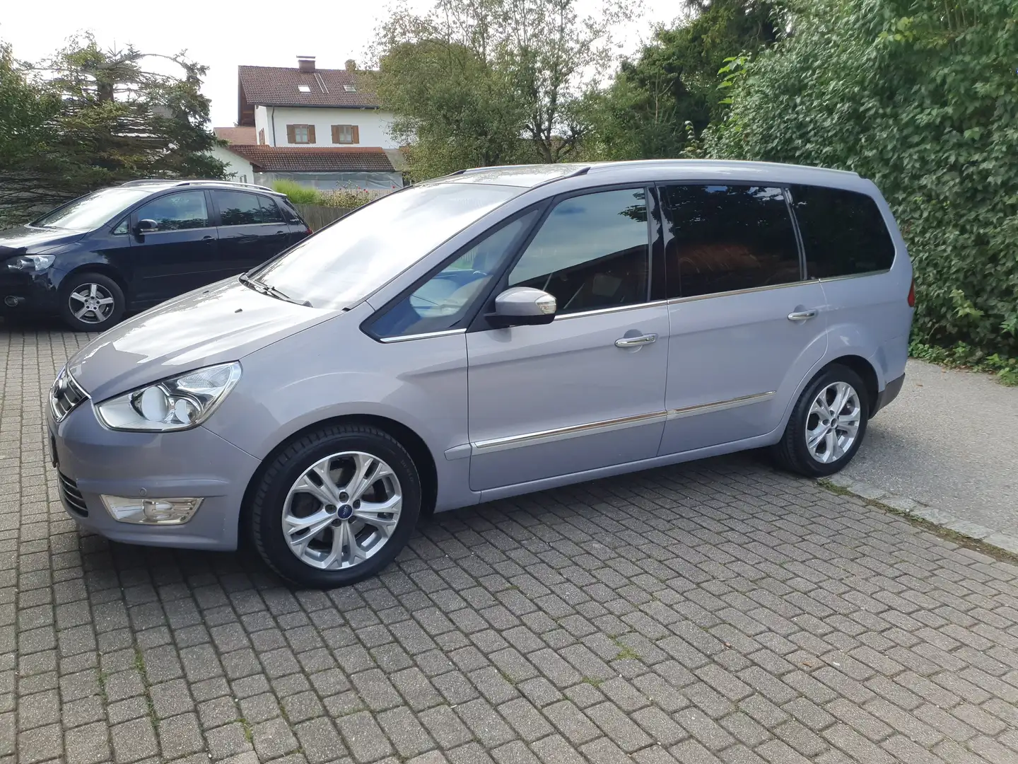 Ford Galaxy Galaxy 2.0 *Tüv,Brems,Reif,neu* TDCi DPF Titan - 1