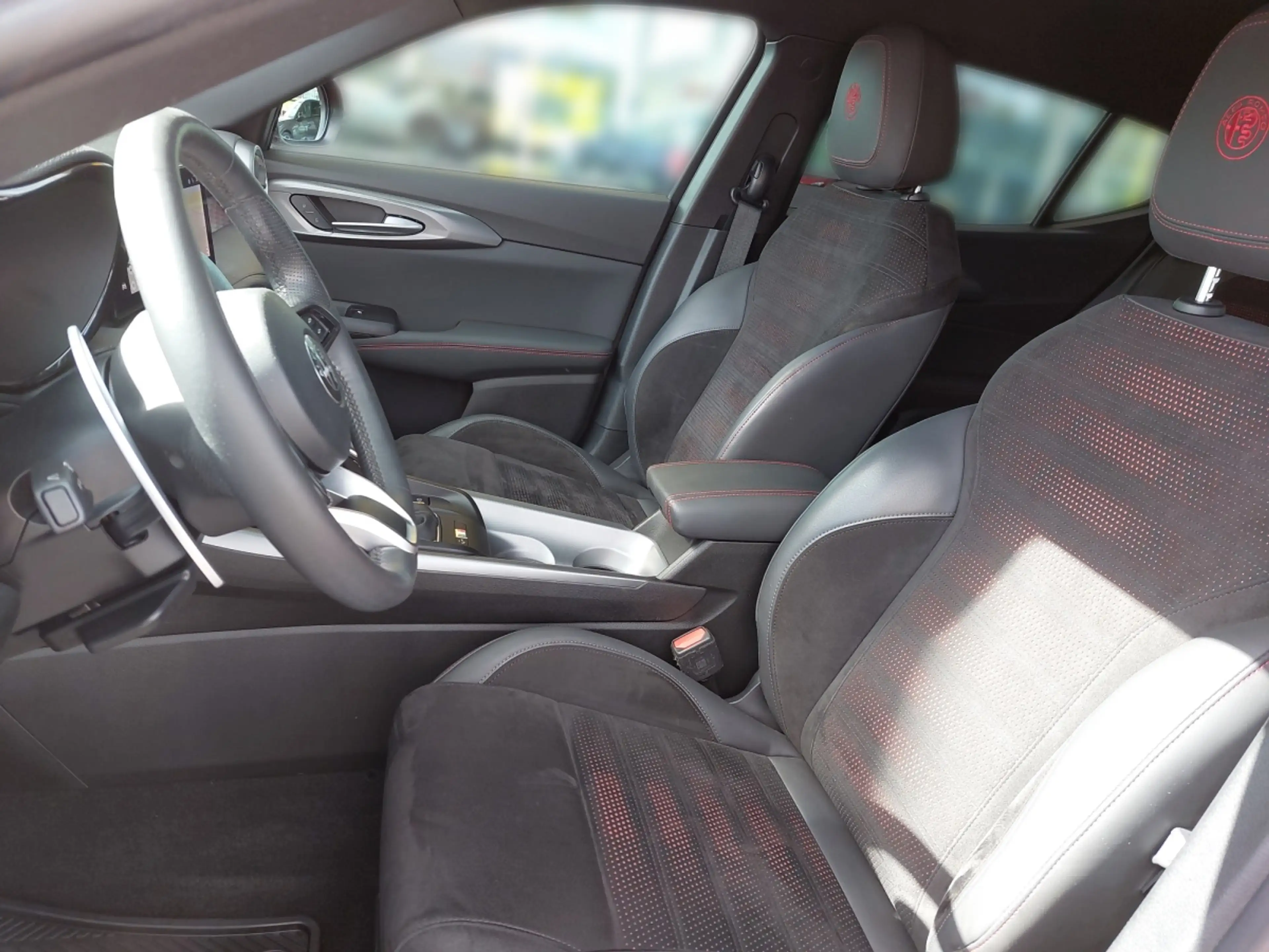 Alfa Romeo Tonale Edizione Speciale 1.5 T4 48V MHEV DCT — photo 5