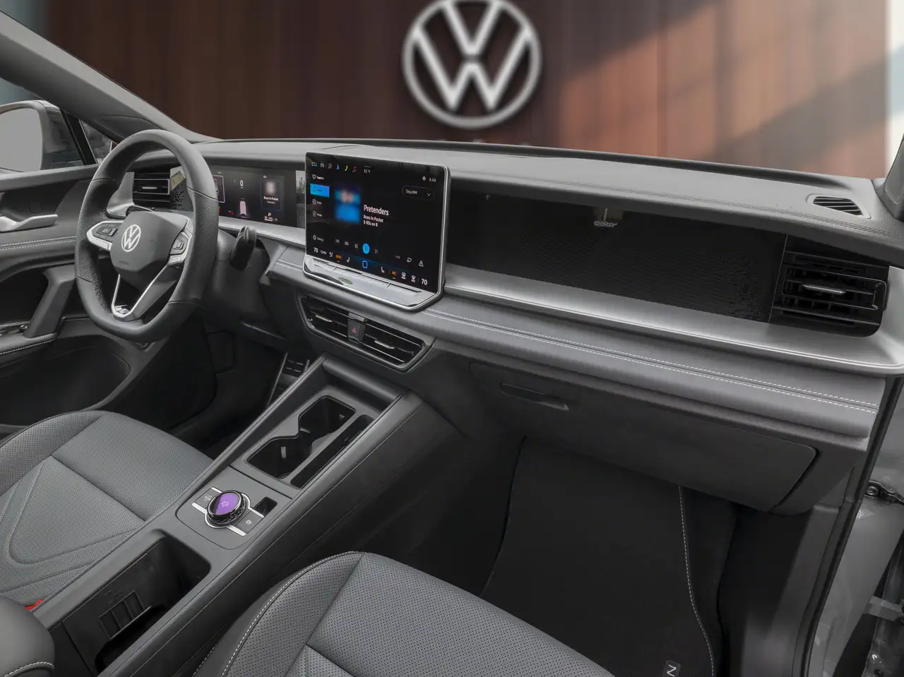 Volkswagen Tiguan снимка Volkswagen Tiguan