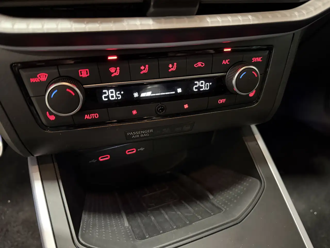 SEAT Arona 1.0TSI FR Navi LED Assist XL Vision Plus 18´´ 15