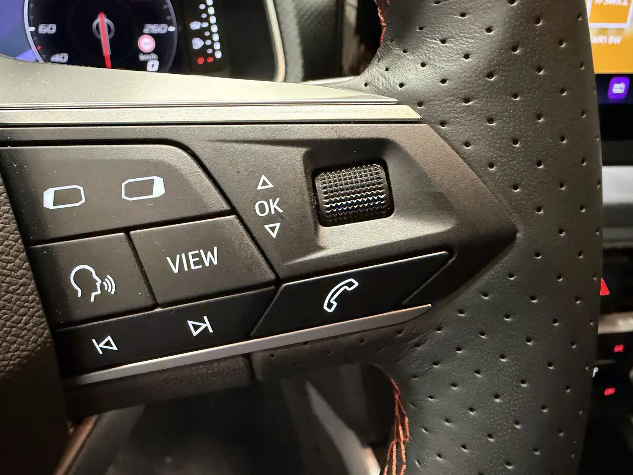 SEAT Arona 1.0TSI FR Navi LED Assist XL Vision Plus 18´´ 13