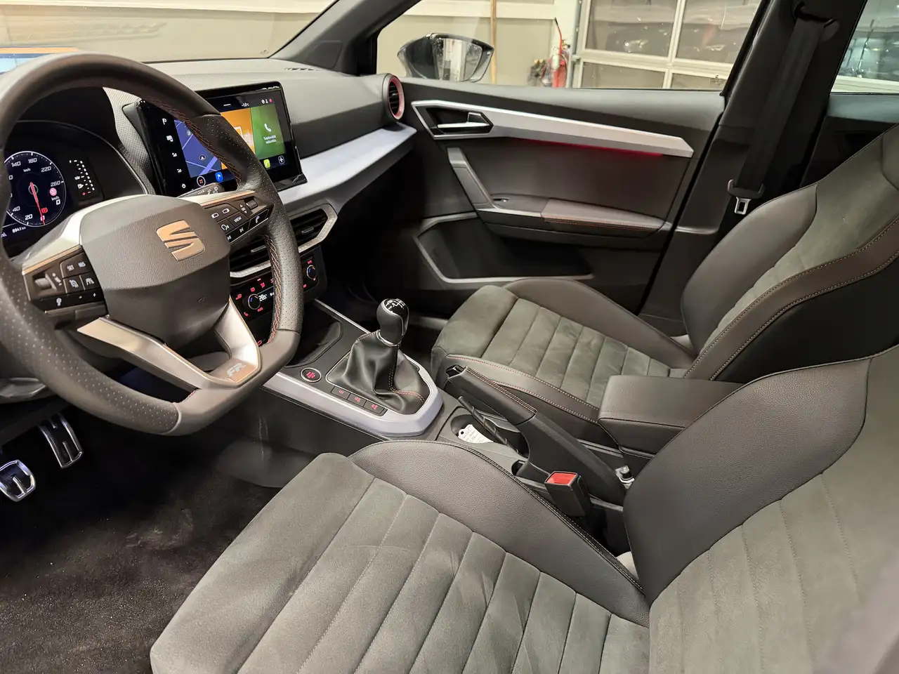 SEAT Arona 1.0TSI FR Navi LED Assist XL Vision Plus 18´´ 6