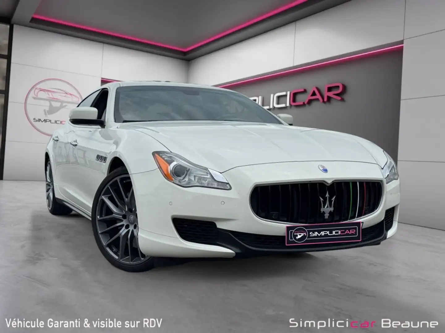 Maserati Quattroporte V8 3.8 Bi-Turbo 530 GTS A Blanc - 1