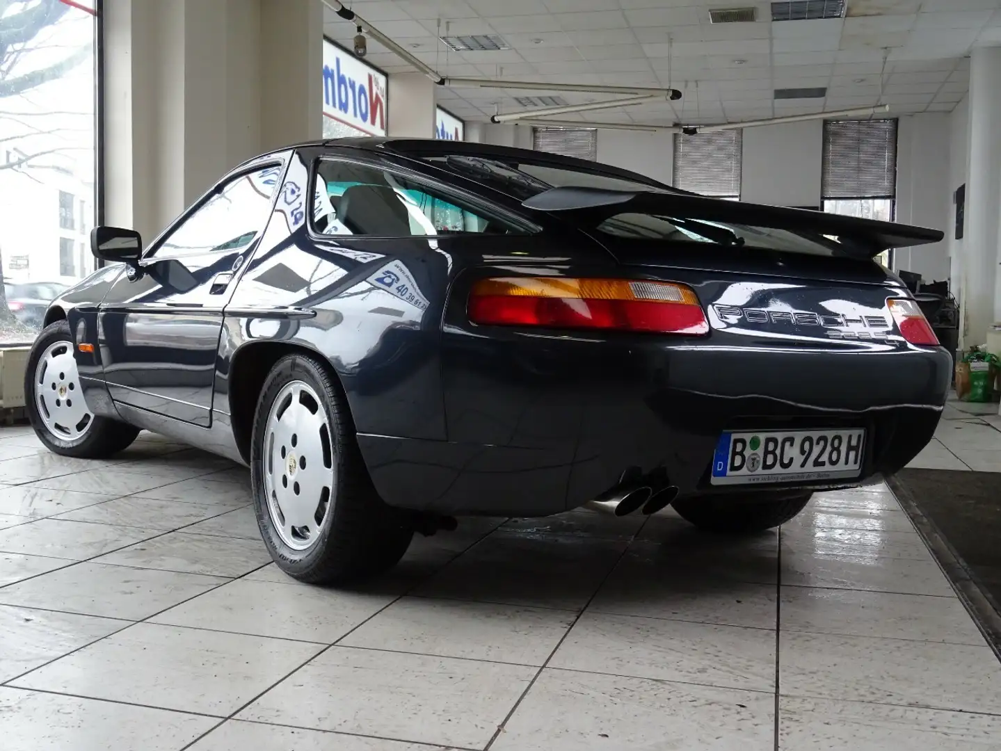 Porsche 928 S4 Classic Data Note 2 Blau - 2