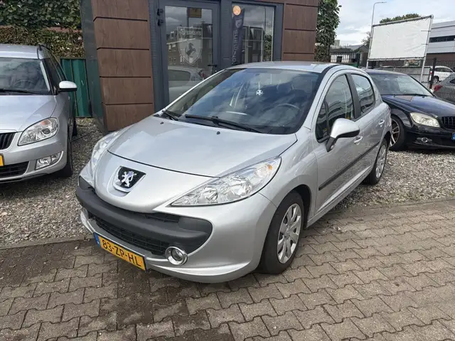 2008 Peugeot 207 in Grey for sale