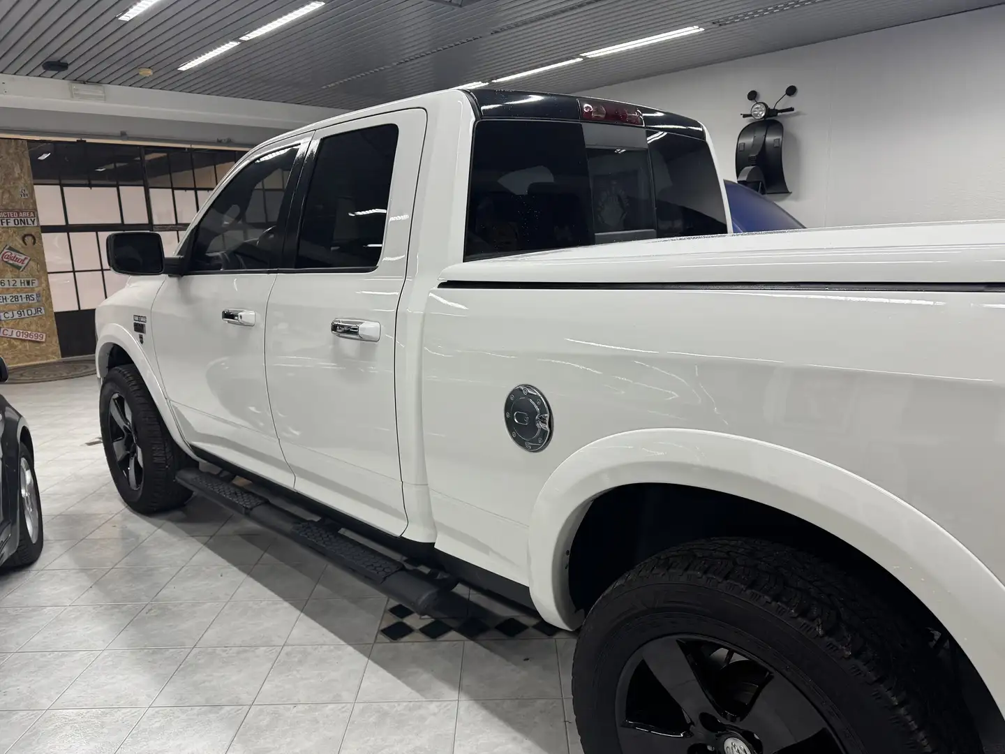 Dodge RAM 1500 5.7 V8 LaRamie 395cv (ANNO2010)Cambio 6 marce Alb - 2