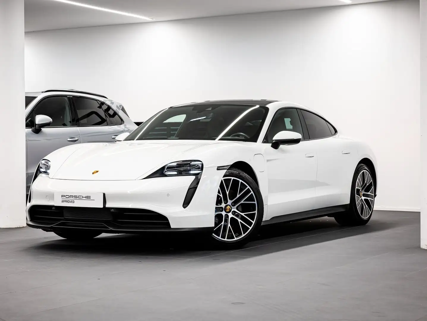 Porsche Taycan Plus Weiß - 1