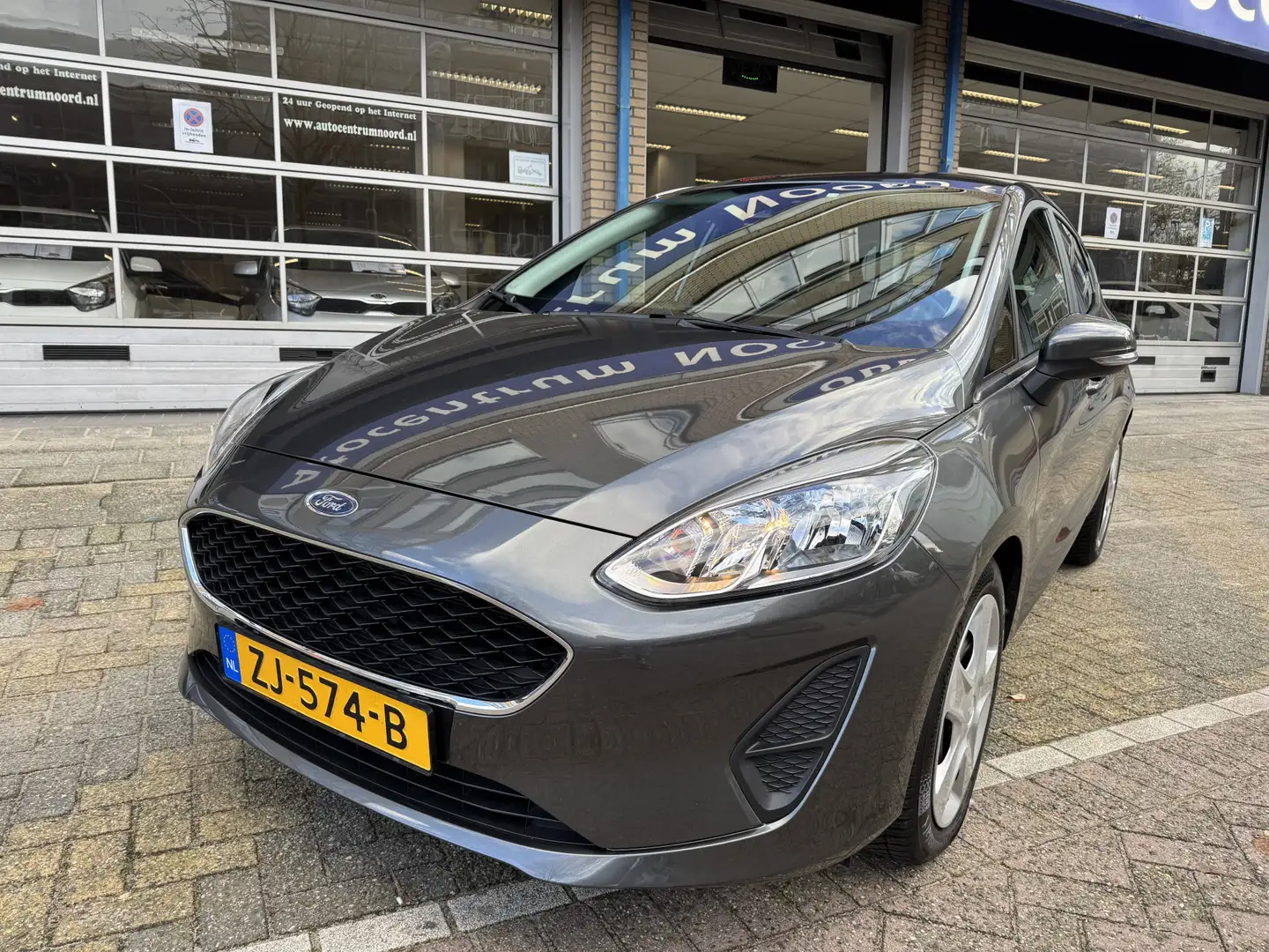 Ford Fiesta 1.1 Trend 55232KM! NAP | Navigatie | Apple Carplay Gris - 2