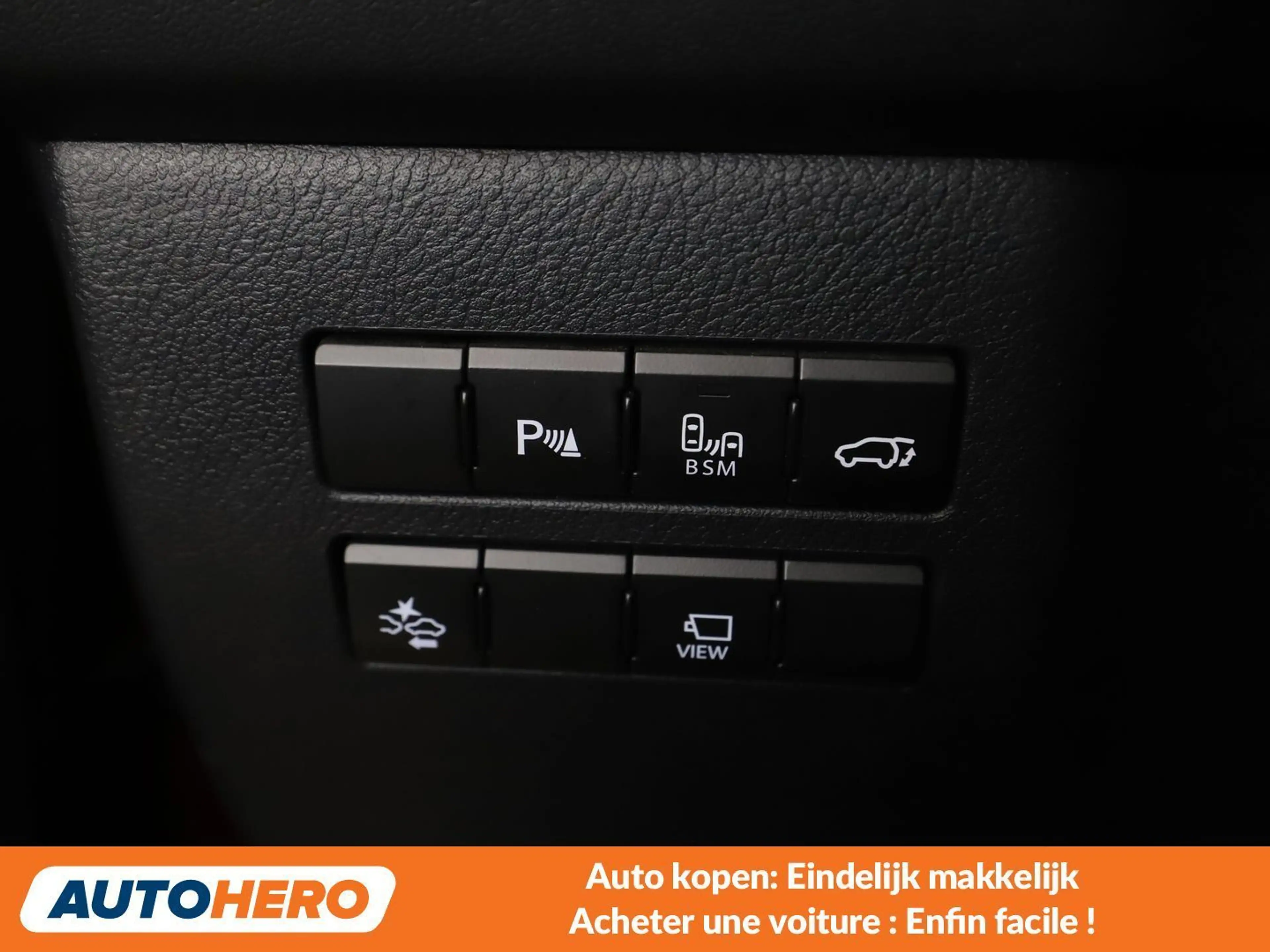 Lexus NX 300h NX 300h E-Four F Sport — photo 13