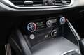 Alfa Romeo Stelvio Super Q4*Bi-Xenon*AHK*ACC*CARPLAY*1HAND* Schwarz - thumbnail 24