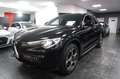 Alfa Romeo Stelvio Super Q4*Bi-Xenon*AHK*ACC*CARPLAY*1HAND* Schwarz - thumbnail 1