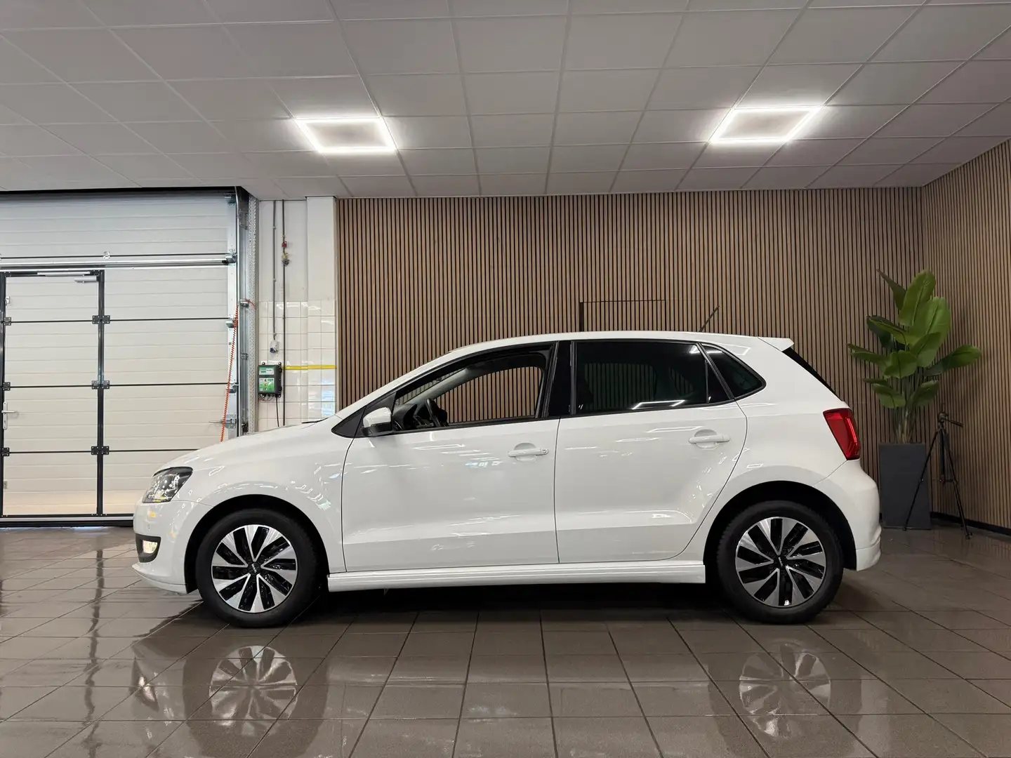 Volkswagen Polo 1.0 BlueMotion Edition *Dealer onderhouden / Parke Blanco - 2