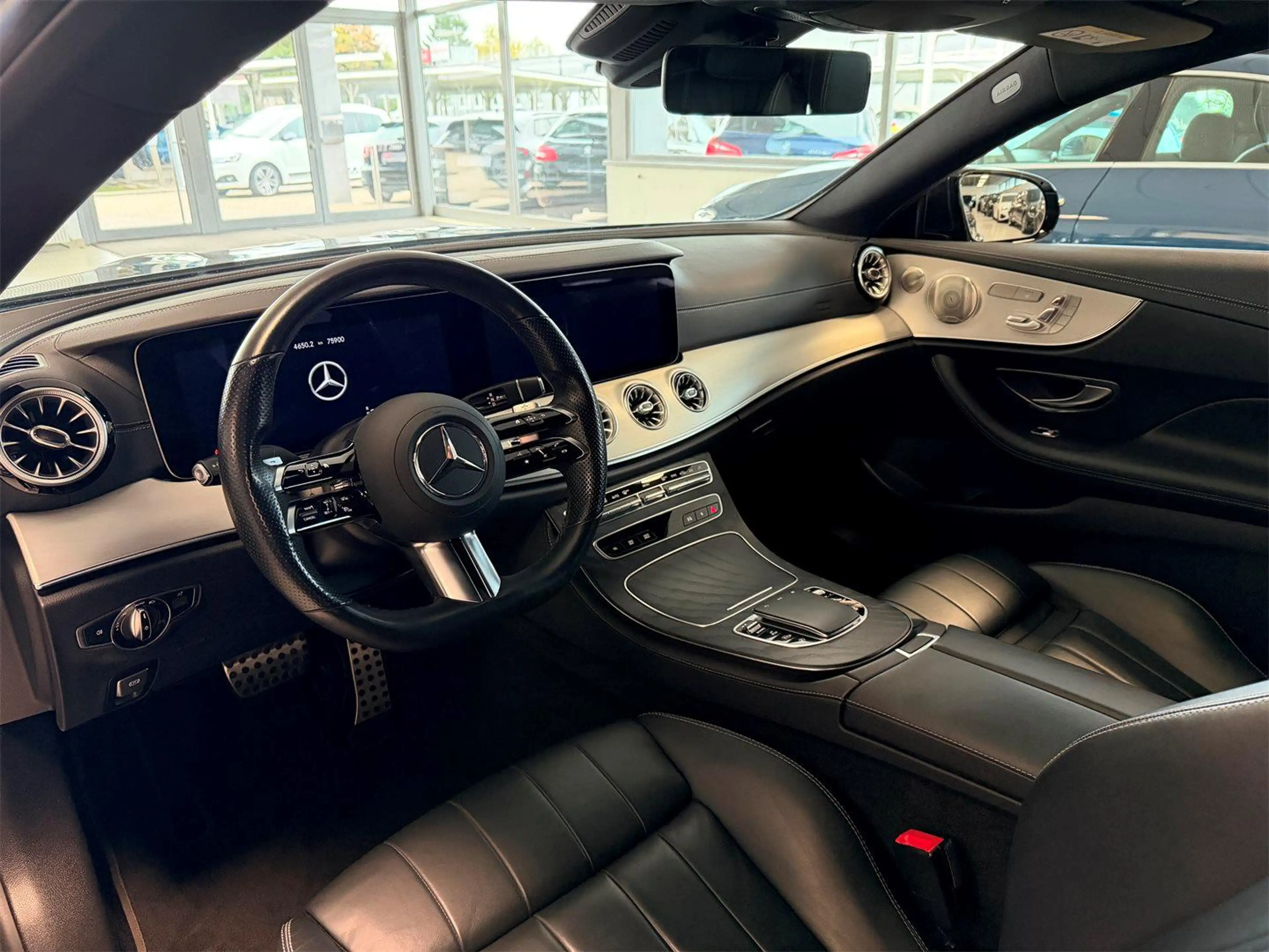 Mercedes-Benz E 300 d 4MATIC Coupe NP: € 88.700,- — photo 13