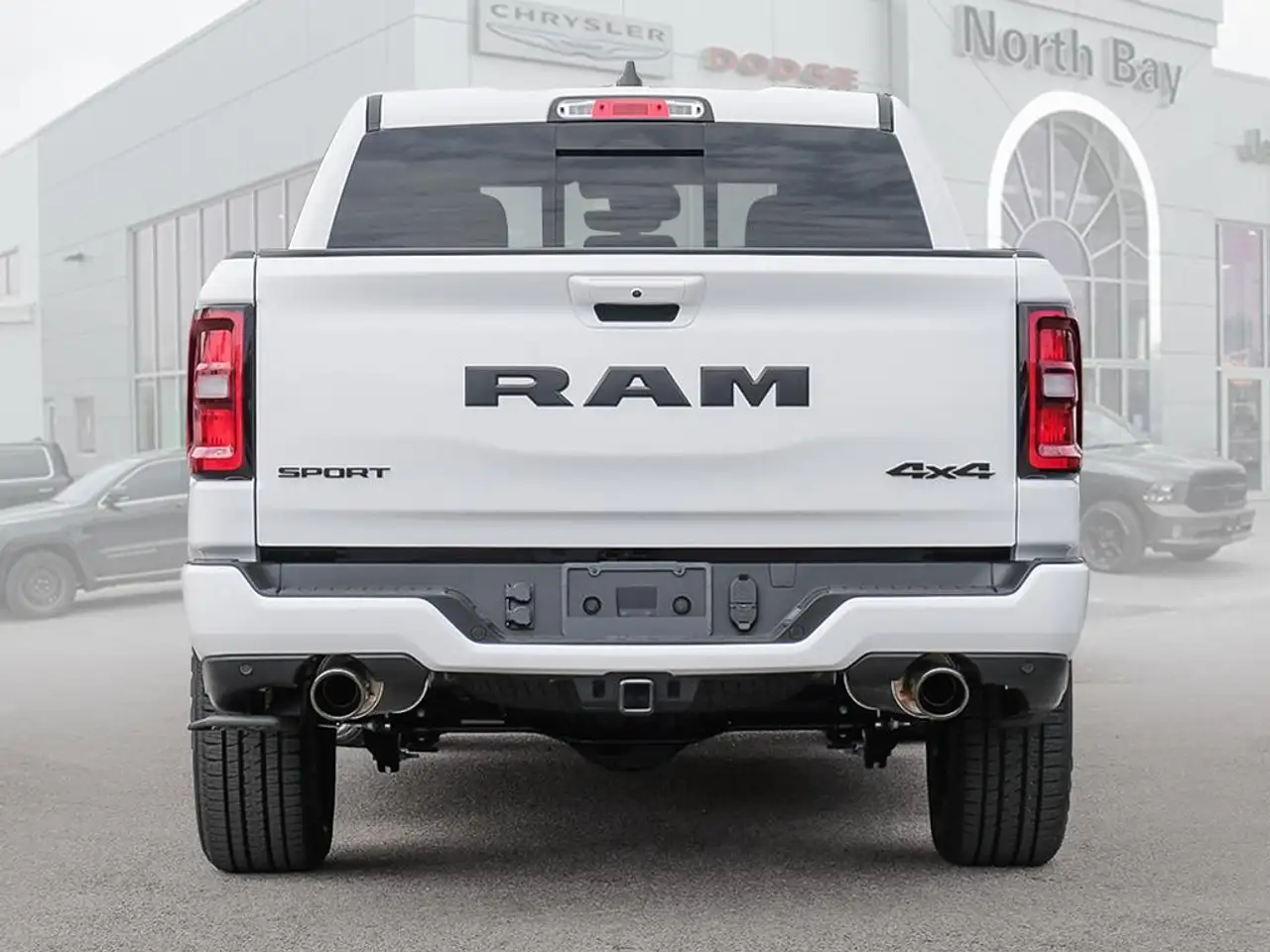 RAM 1500 снимка RAM 1500