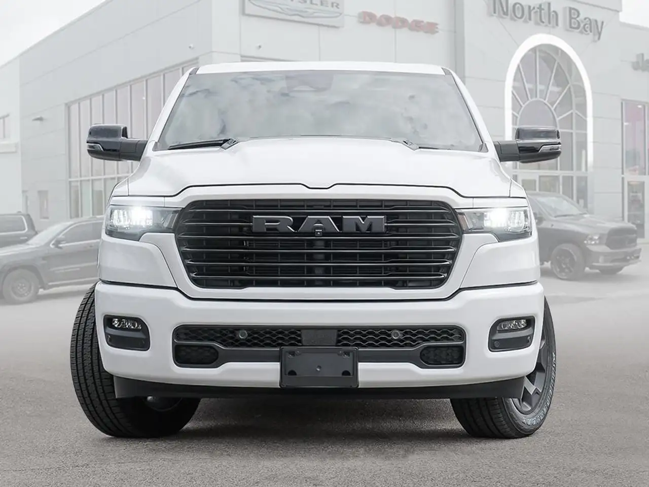RAM 1500 снимка RAM 1500
