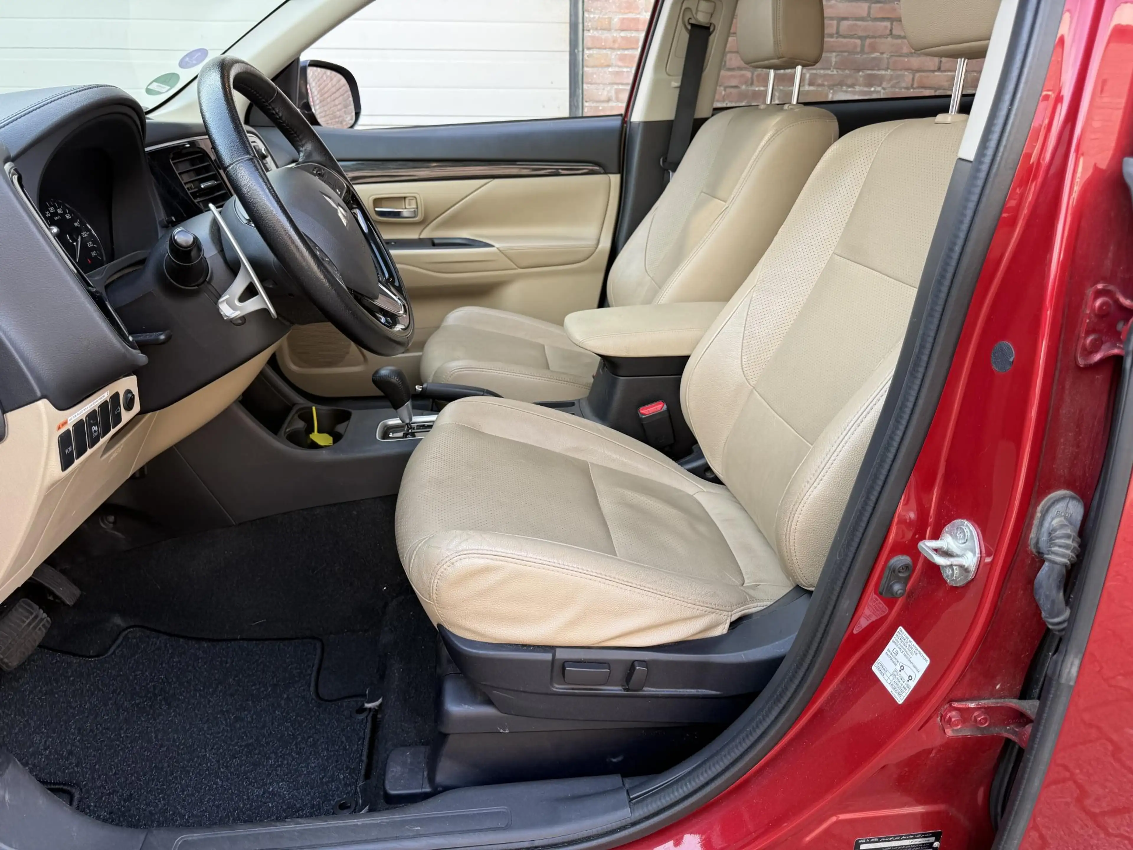 Mitsubishi Outlander 3.0 Instyle+ 4WD | 7-zitter | Adaptieve Cruise | T — photo 5