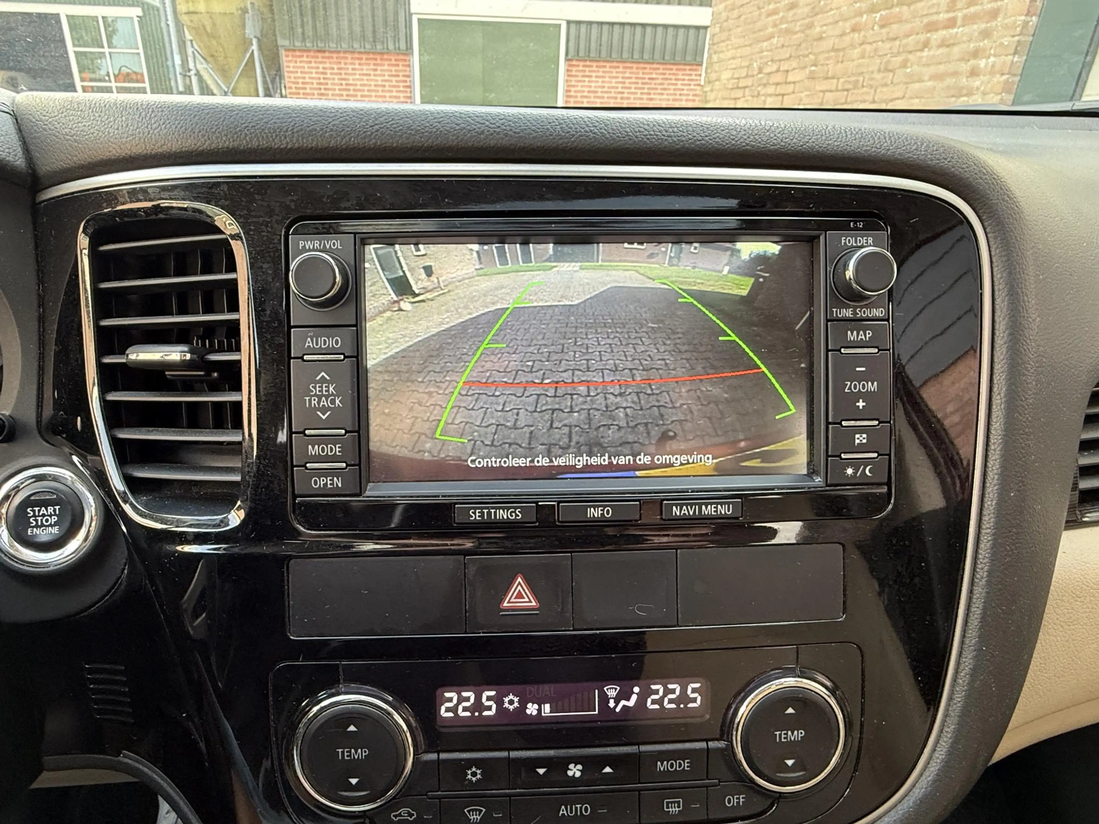 Mitsubishi Outlander 3.0 Instyle+ 4WD | 7-zitter | Adaptieve Cruise | T — photo 13