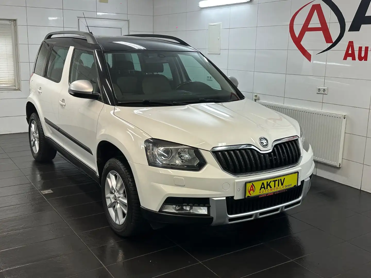 Skoda Yeti Elegance Outdoor 4x4 2.0 TDI DPF*Bi-Xenon* Weiß - 1