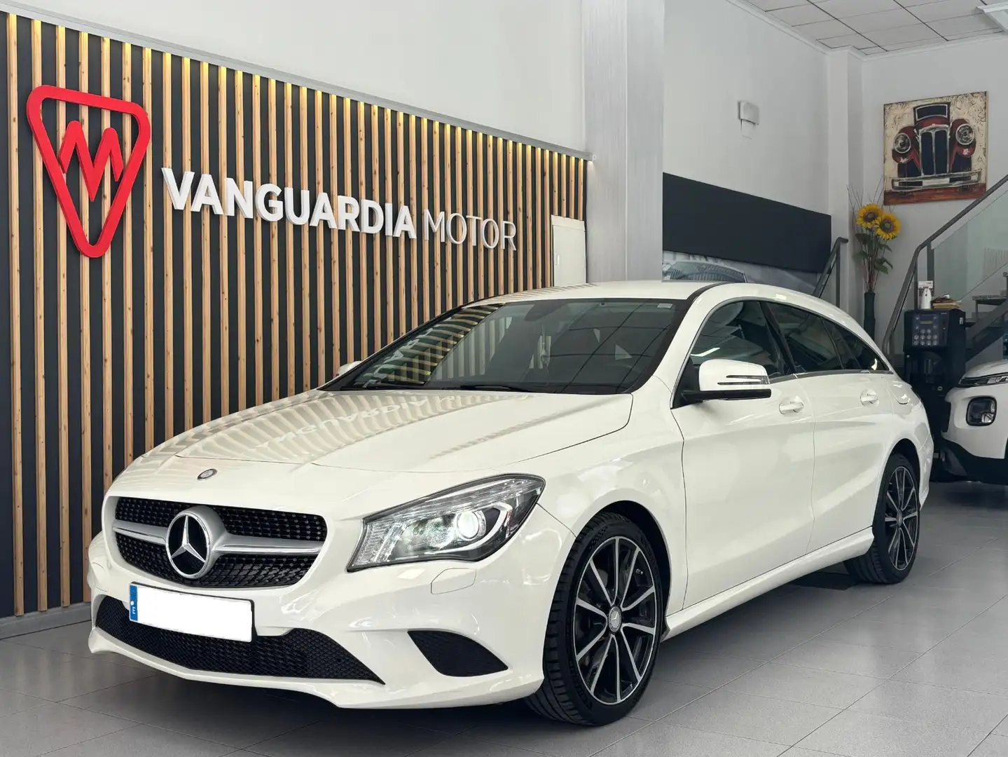 Mercedes-Benz CLA 200 Shooting Brake 200d Blanco - 1