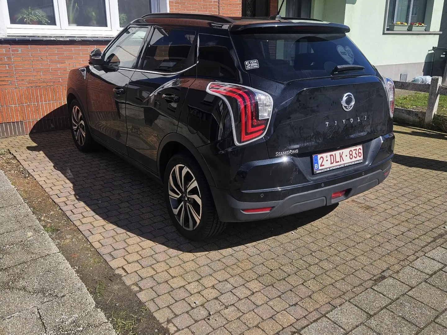 SsangYong Tivoli 1.5 T-GDi 2WD Aut. Amber Noir - 2