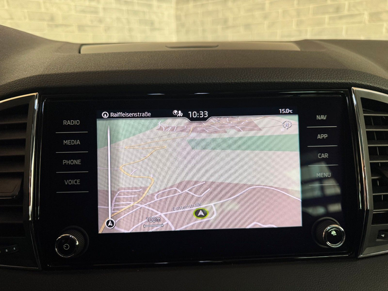 Skoda Karoq Clever 1,5 TSI/DSG/NAVI/LED/ACC — photo 14