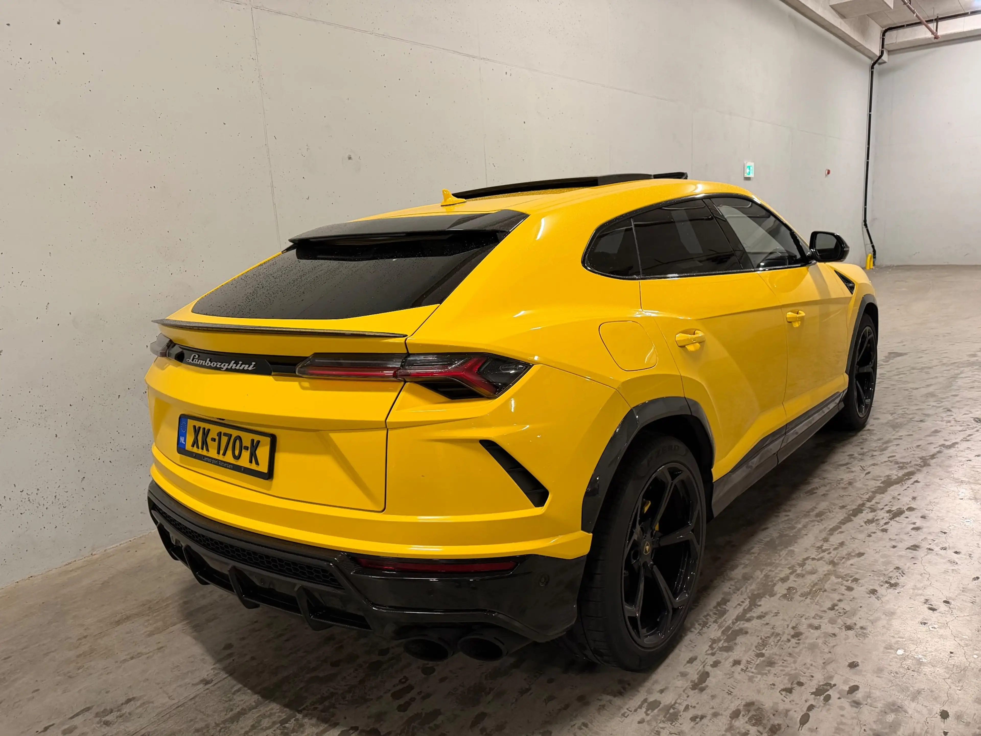 Lamborghini Urus 4.0 V8 Pano B&O 3D Carbon Ceramic — photo 5