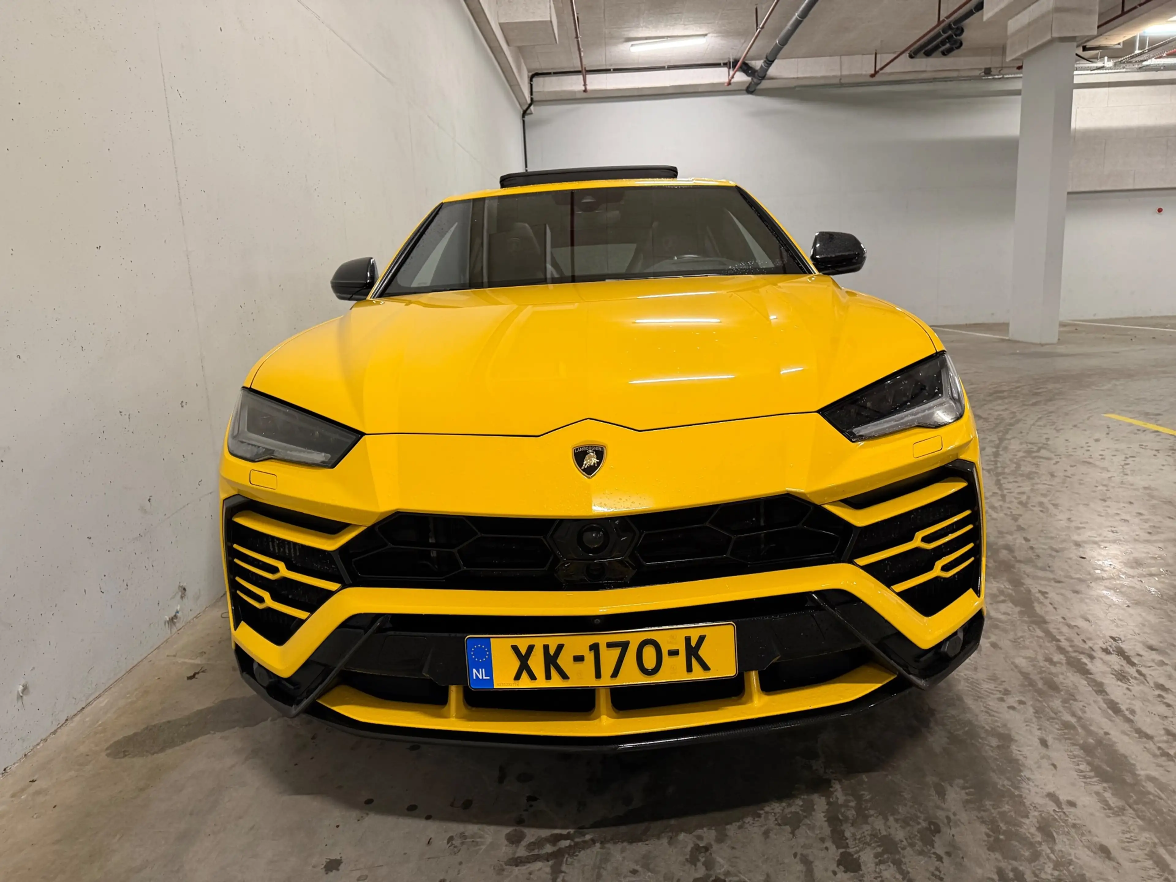 Lamborghini Urus 4.0 V8 Pano B&O 3D Carbon Ceramic — photo 4