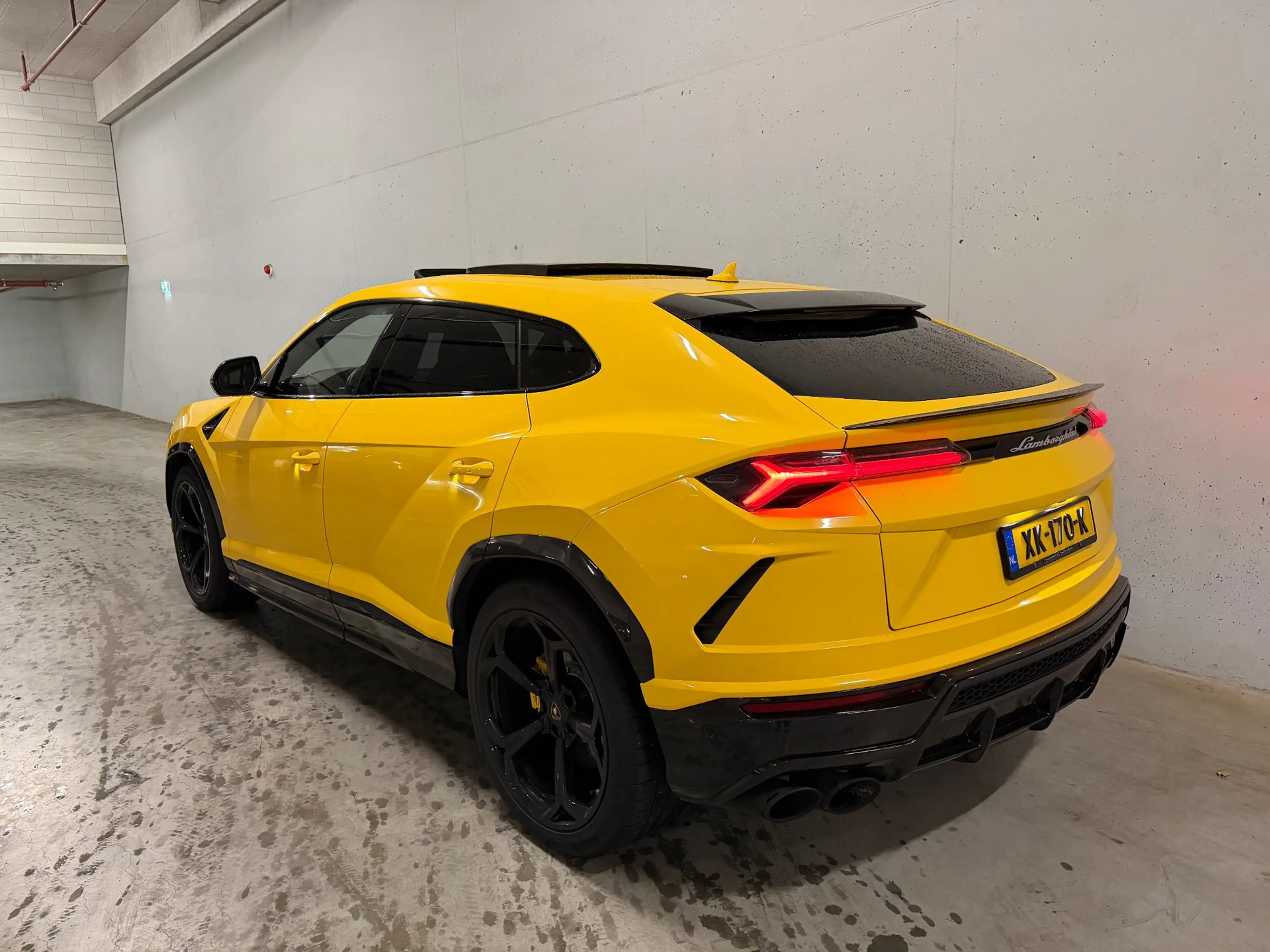 Lamborghini Urus 4.0 V8 Pano B&O 3D Carbon Ceramic — photo 7
