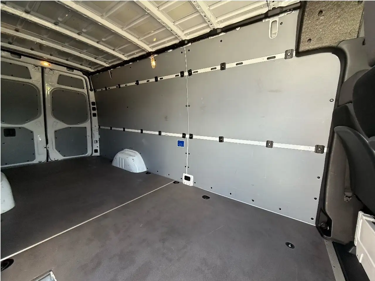 Mercedes-Benz Sprinter снимка Mercedes-Benz Sprinter