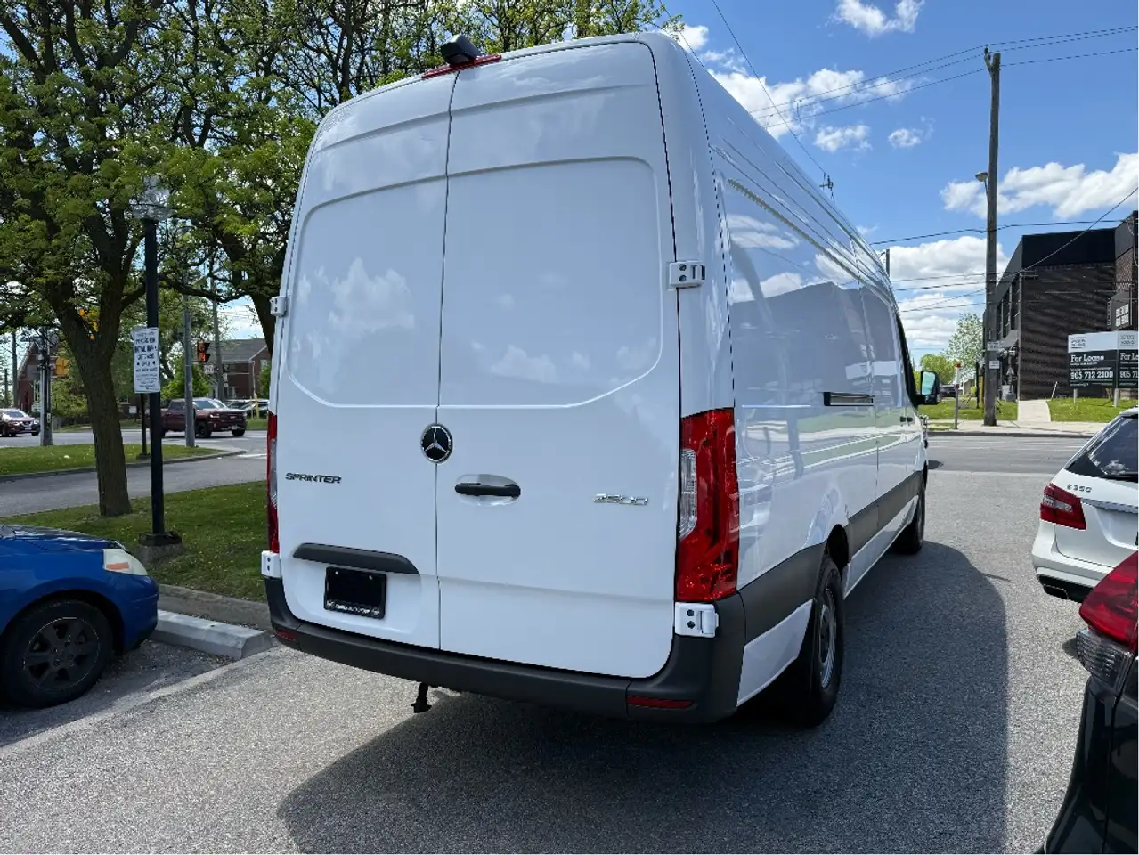 Mercedes-Benz Sprinter снимка Mercedes-Benz Sprinter