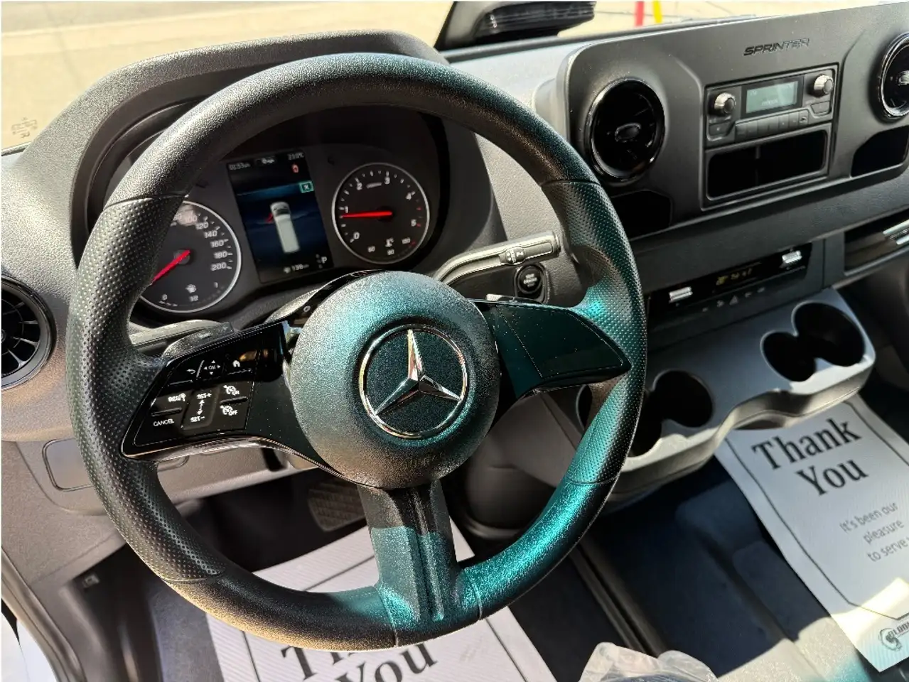Mercedes-Benz Sprinter снимка Mercedes-Benz Sprinter
