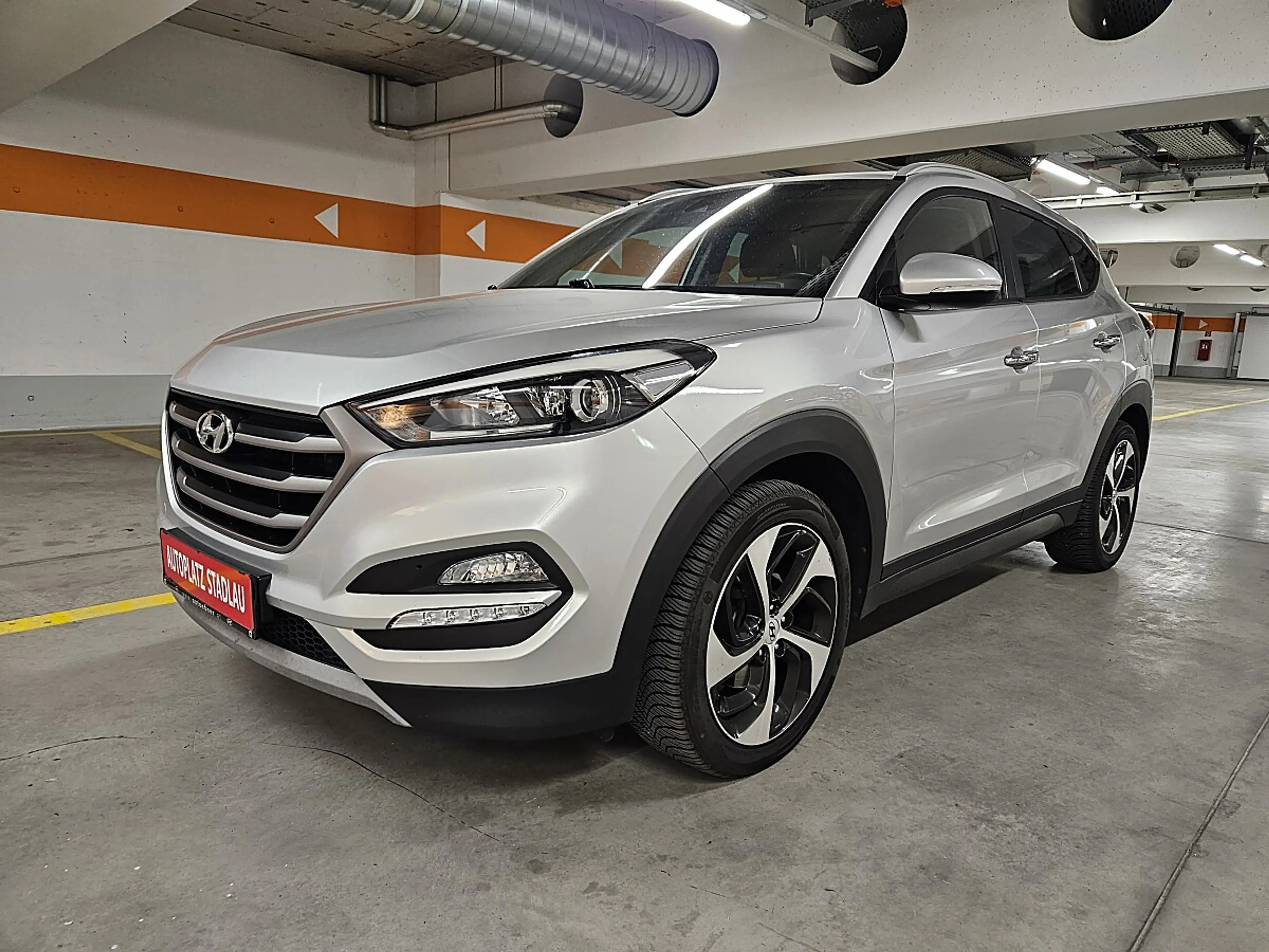 Hyundai TUCSON Tucson 1,7 CRDI Start-Stopp Business Class DCT ...