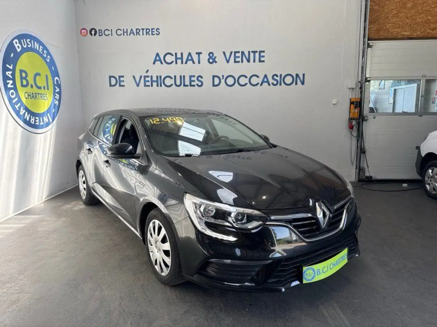 Renault Megane IV ESTATE 1.3 TCE 115CH FAP LIFE Noir - 2