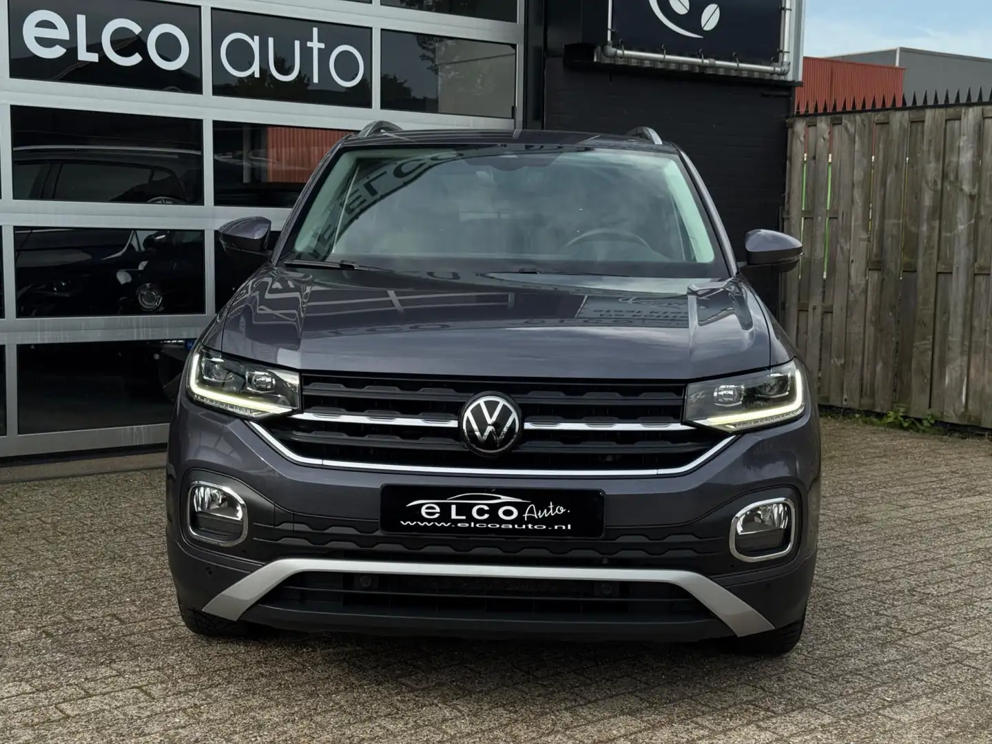 Volkswagen T-Cross 1.0 TSI Style / V. Cockpit / CarPlay /IQ Grijs - 2