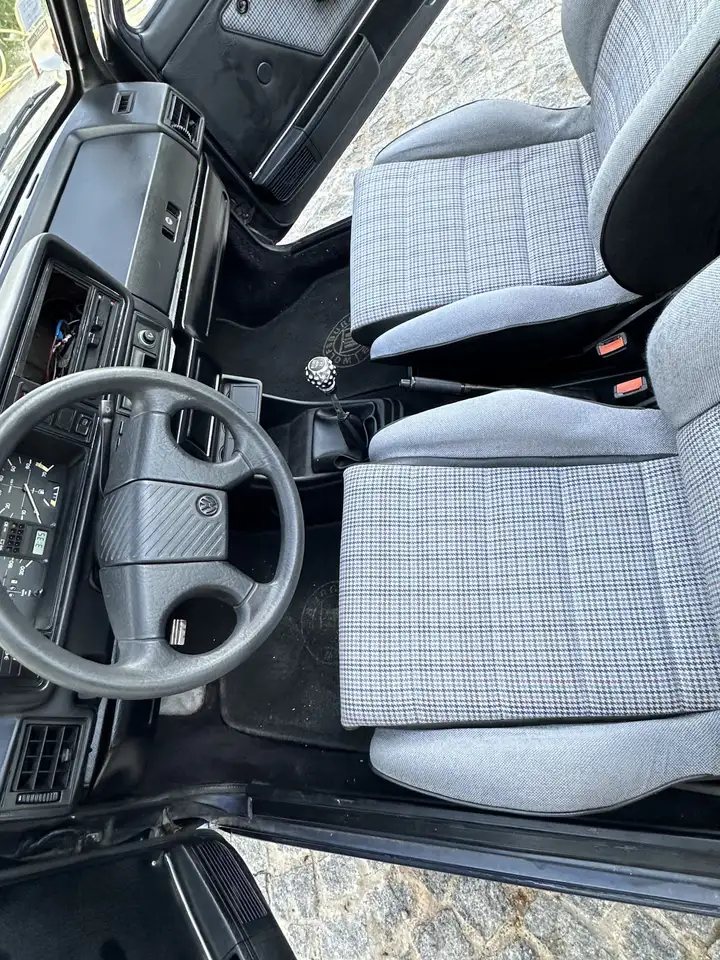 Volkswagen Golf Cabriolet 1.6 Karmann, foto 7