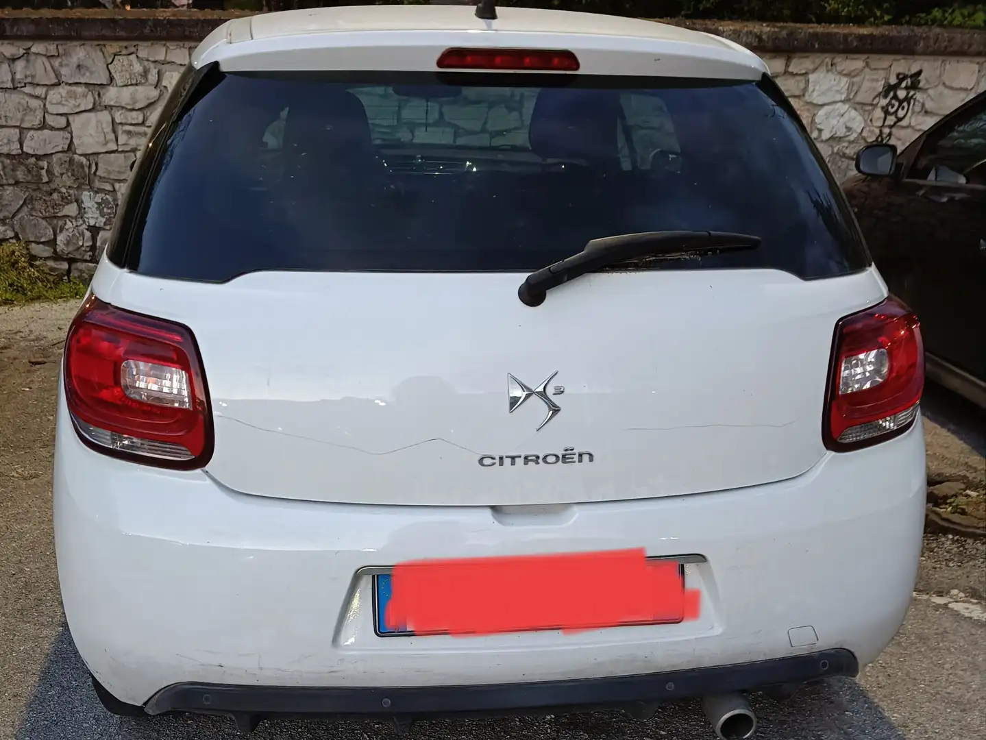 Citroen DS3 DS3 1.6 e-hdi (airdream) So Chic 90cv Bianco - 2