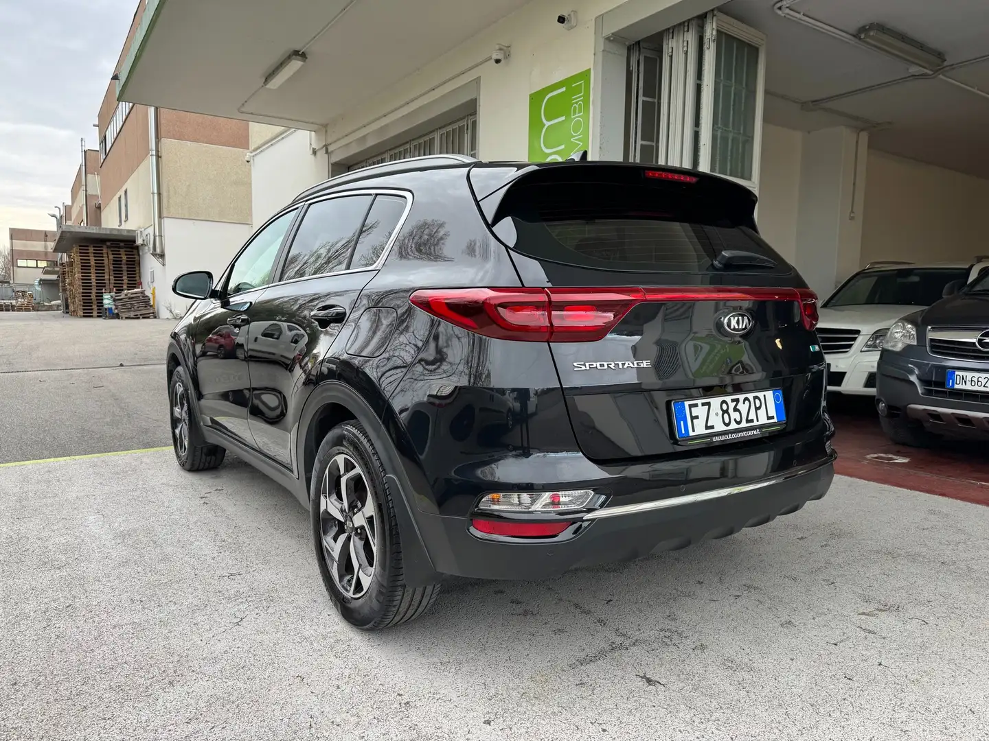 Kia Sportage 1.6 eco gpl EnergyPlus UNIPROPR GARANZIA 24 MESI Zwart - 2
