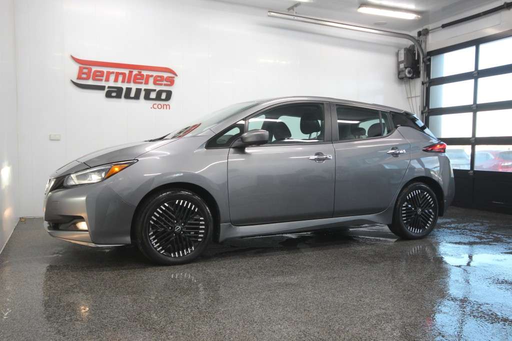 2023 Nissan Leaf Hatchback