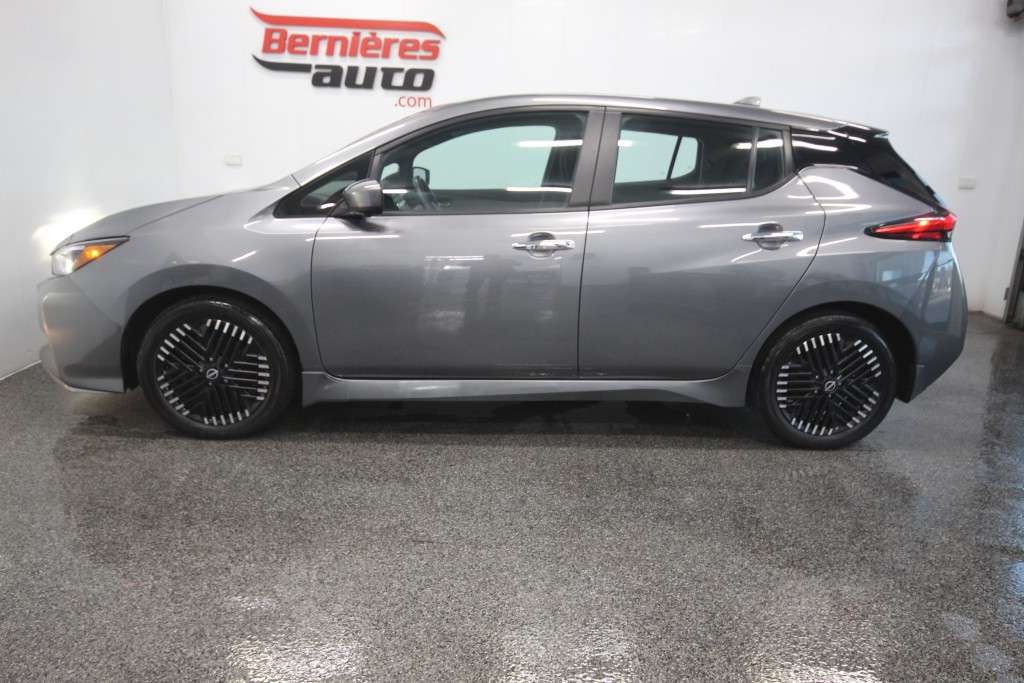 2023 Nissan Leaf Hatchback